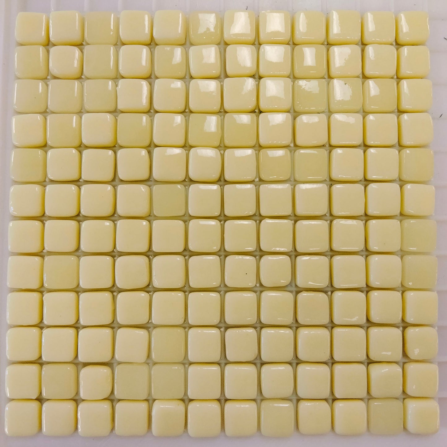 26-g Pale Yellow Sheeted Tile