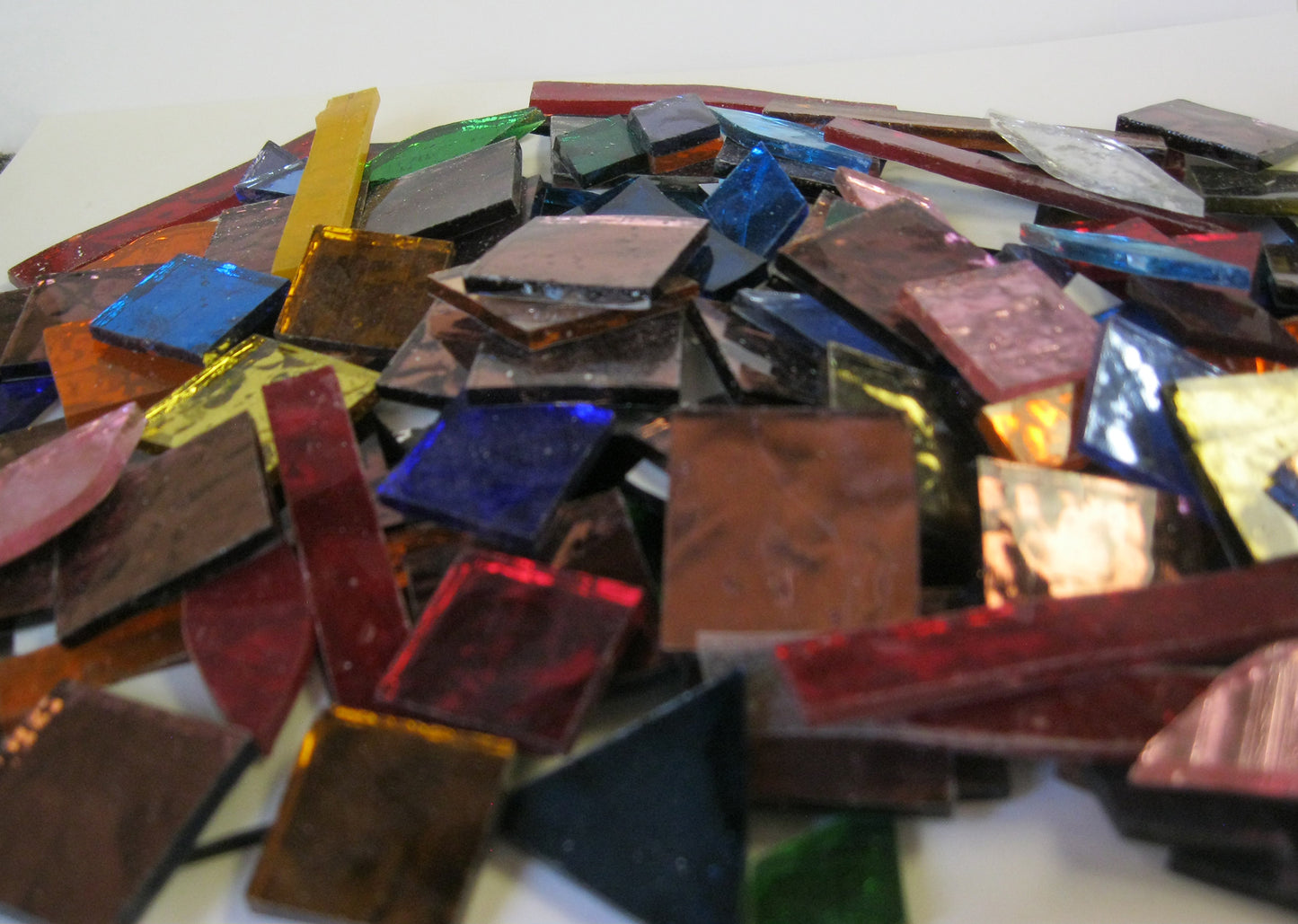 mirrored glass pile weighing 1 lb