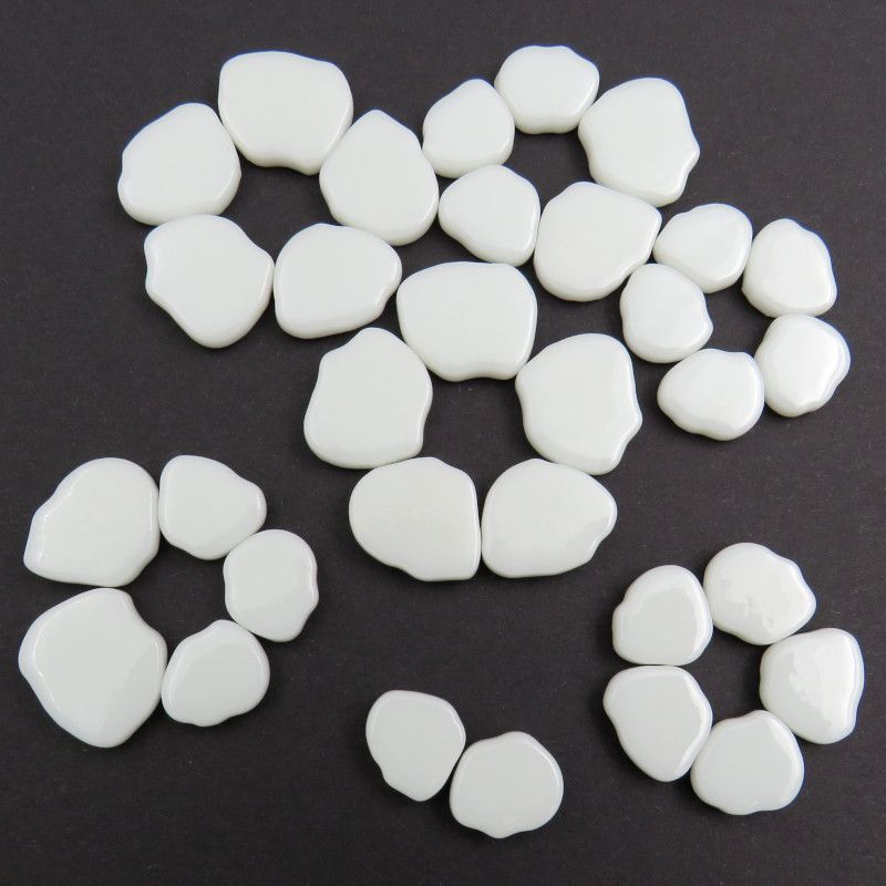 SP40-g Kismet Petal White Gloss
