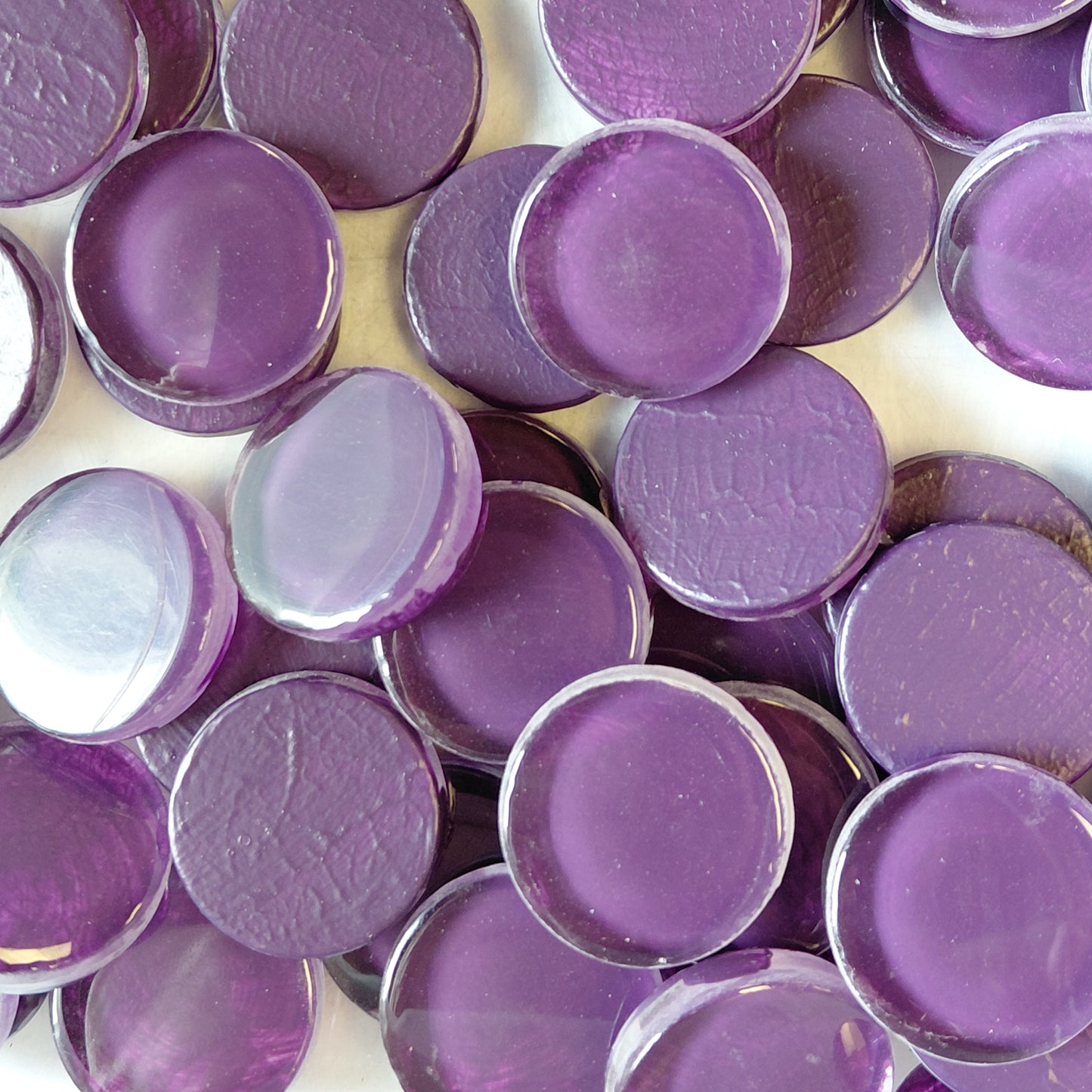 Krystal round glass tiles in purple