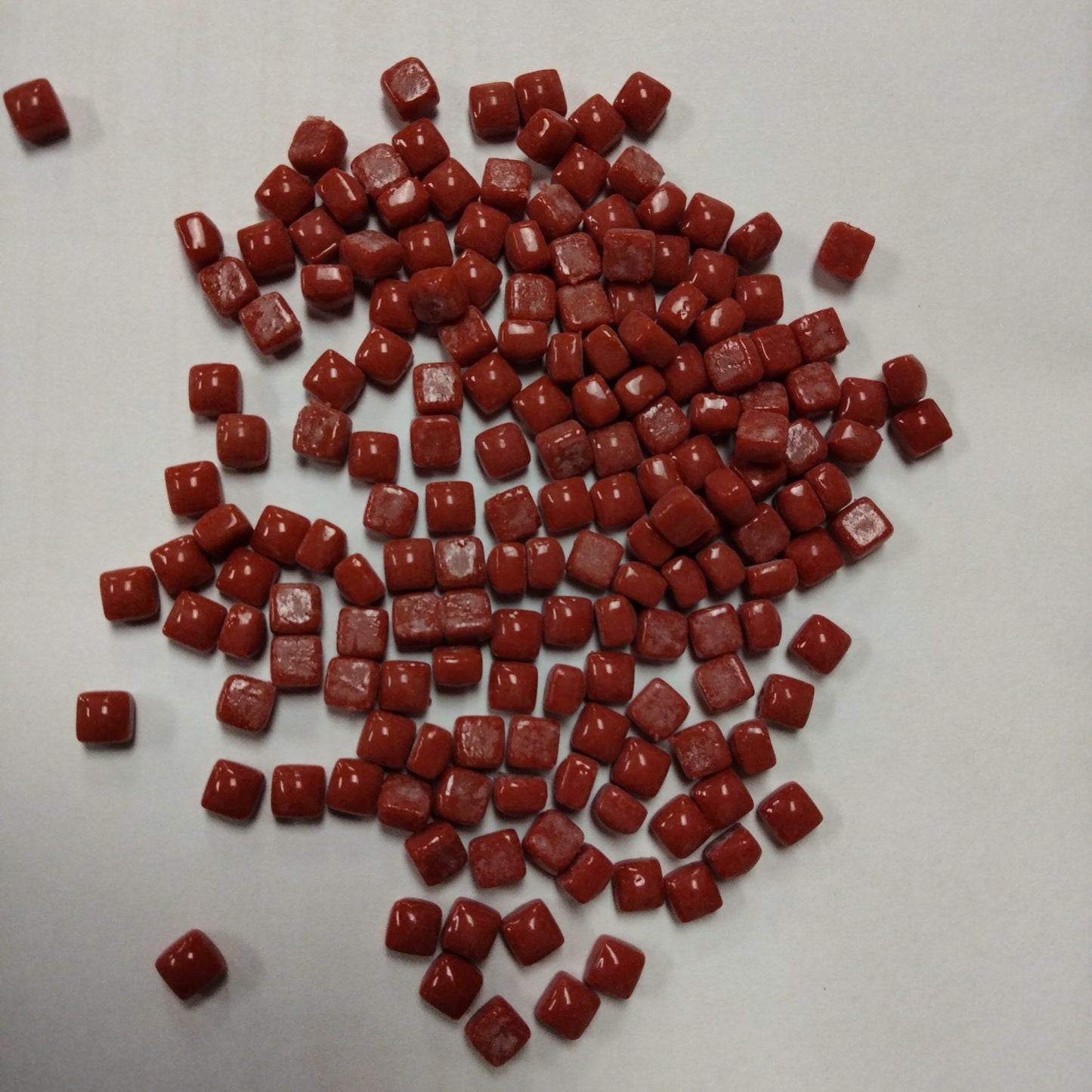 MM107g MicroMosaicTiles - Chili Red Gloss