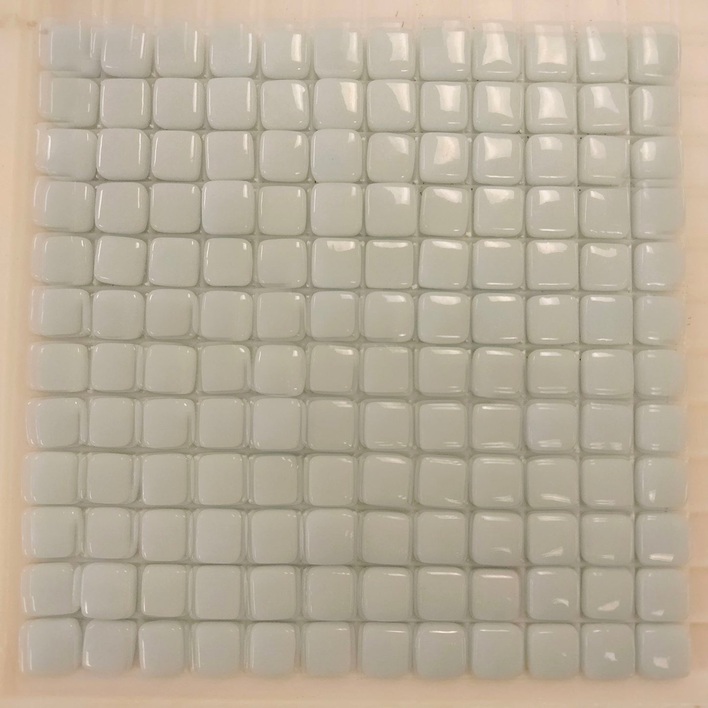 60-g Iceberg Blue Sheeted Tile
