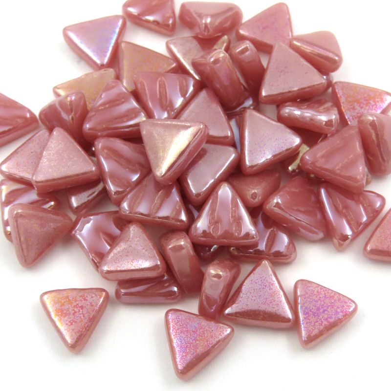 735-i- Light Rose Triangle