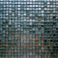 FL01 - Silver sheeted tile