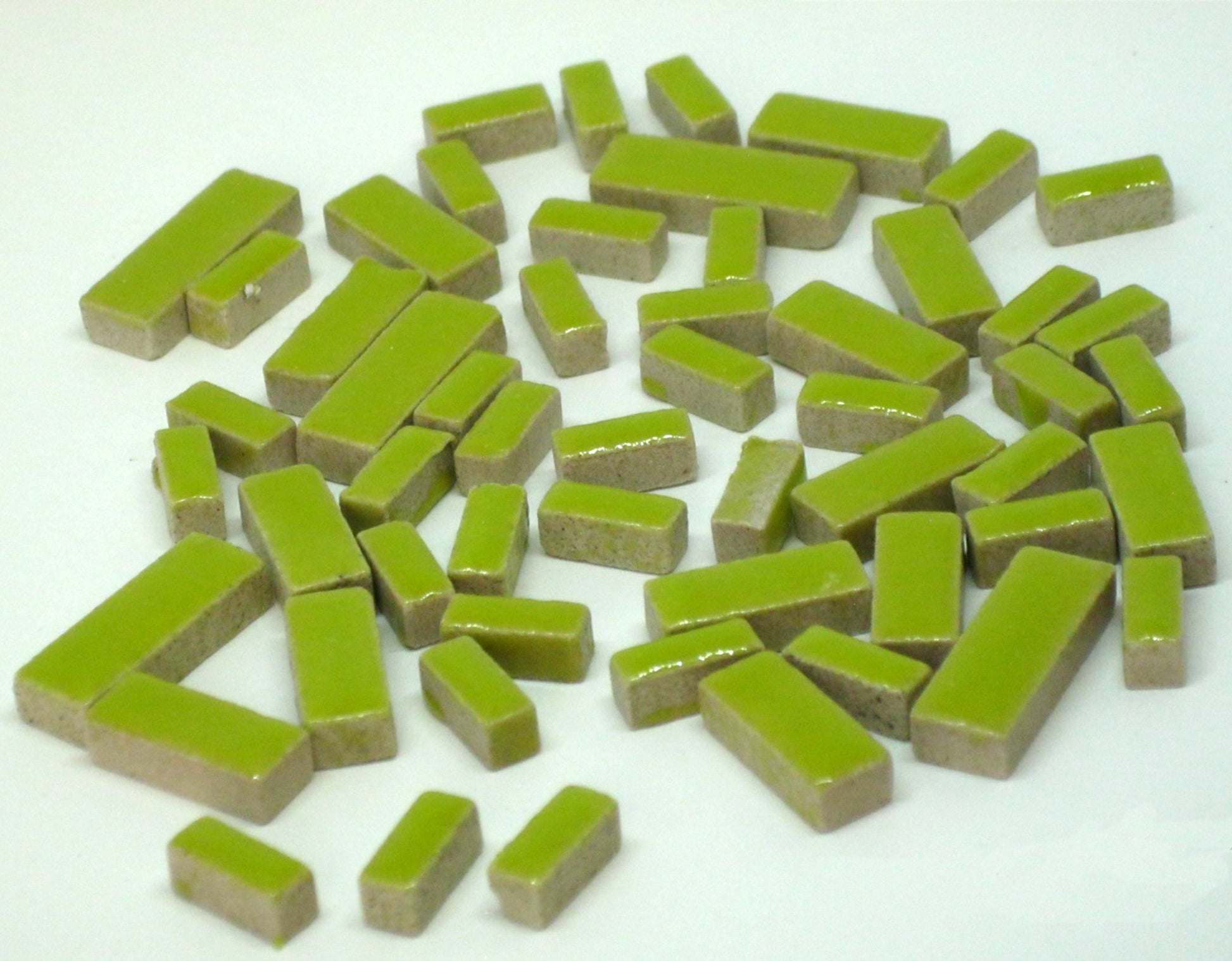Apple Green Ceramic Rectangle tile 1 oz