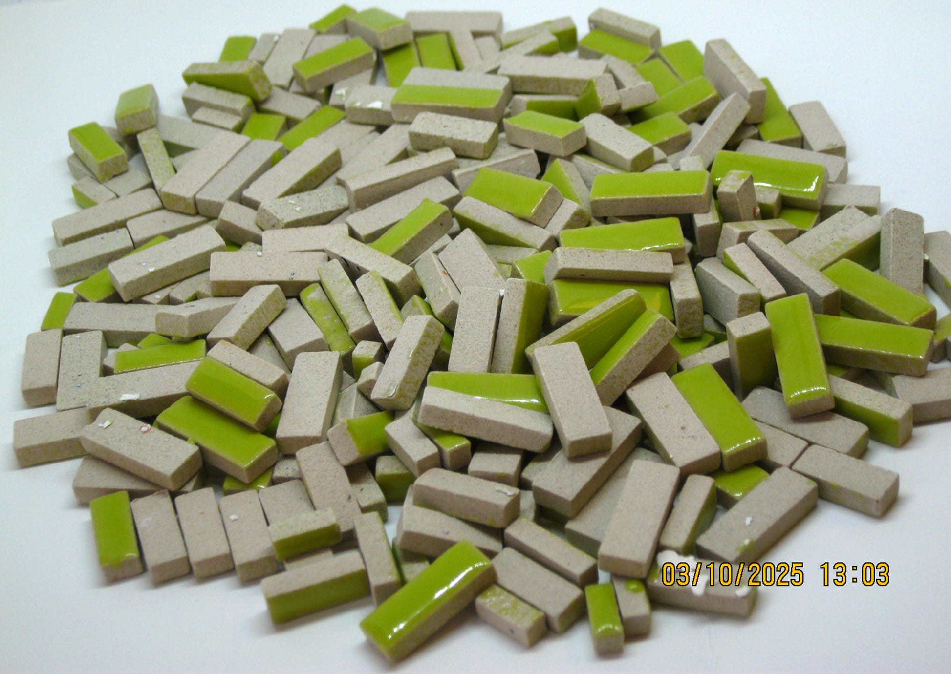 Apple Green Ceramic Rectangle tile 8 oz