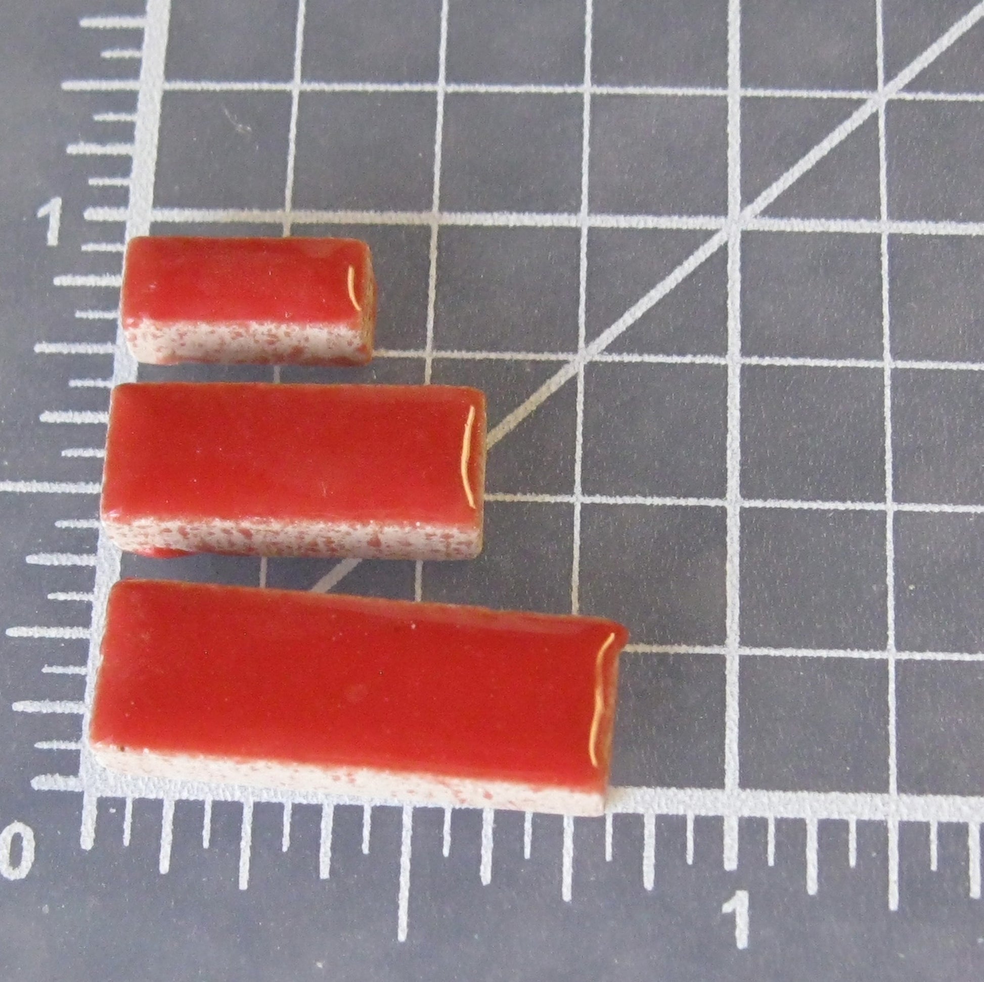 red ceramic rectangles measurement scale