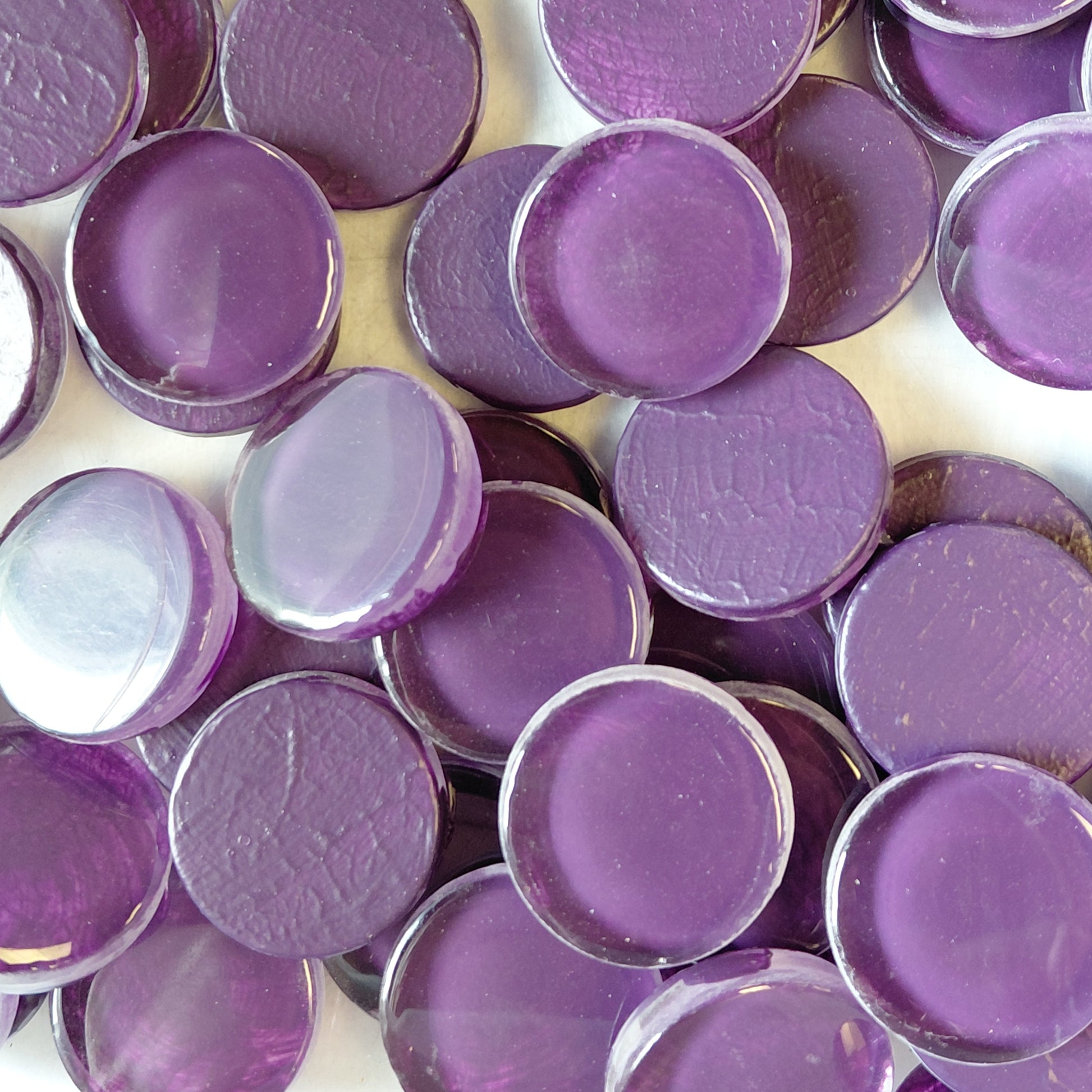 Krystal round glass tiles in purple