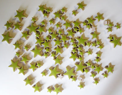 cha-Ceramic Charms-Lime Green Stars