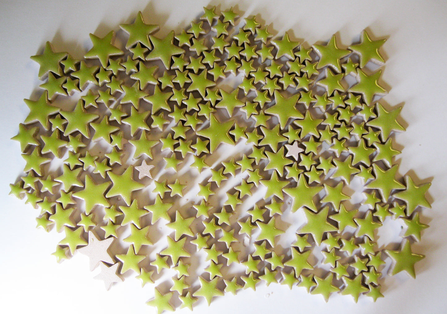 cha-Ceramic Charms-Lime Green Stars