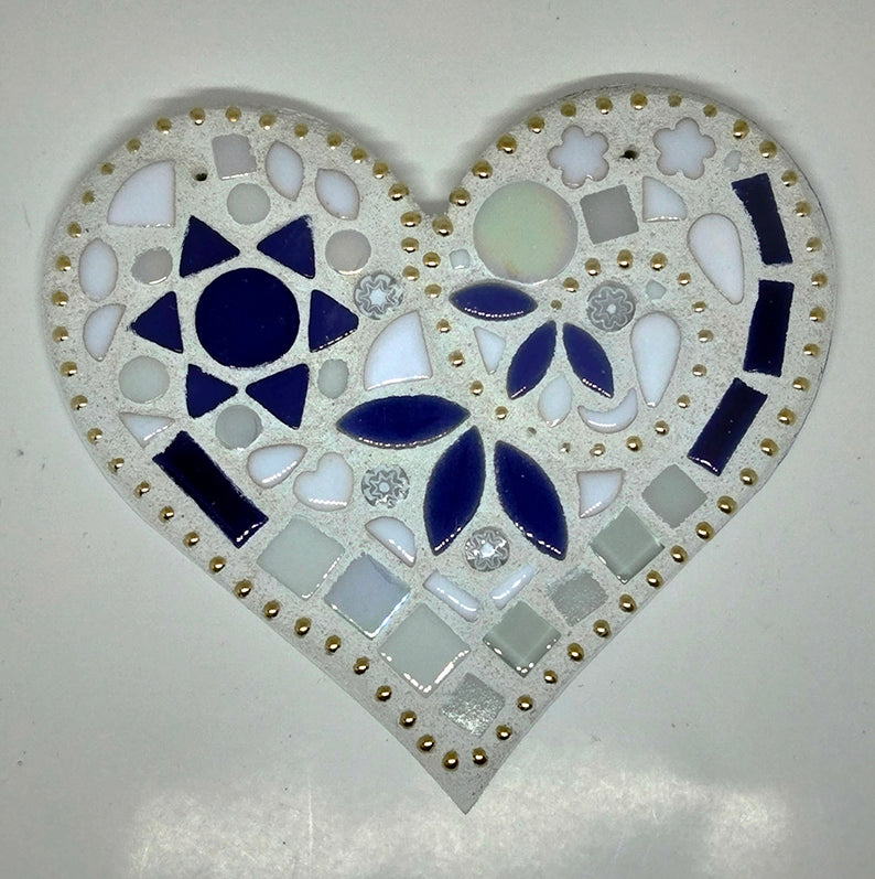 Beginning mosaic kit blue/white heart prototype