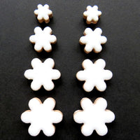 cha-Ceramic Charms-White Flowers